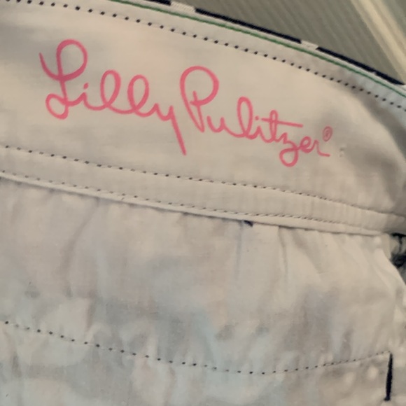 Women’s Lilly Pulitzer The Callahan Shorts Navy Blue w/White Elephants Sz. 6 - Picture 2 of 7